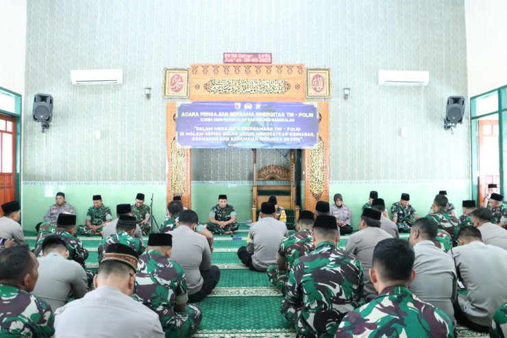 Indahnya Kebersamaan, Sinergitas Kodim 0829 dan Polres Bangkalan Gelar Pengajian di Bulan Ramadhan